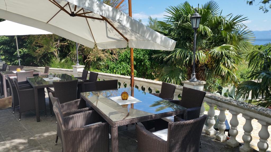 Guest House Villa Marlis Malinska Bagian luar foto